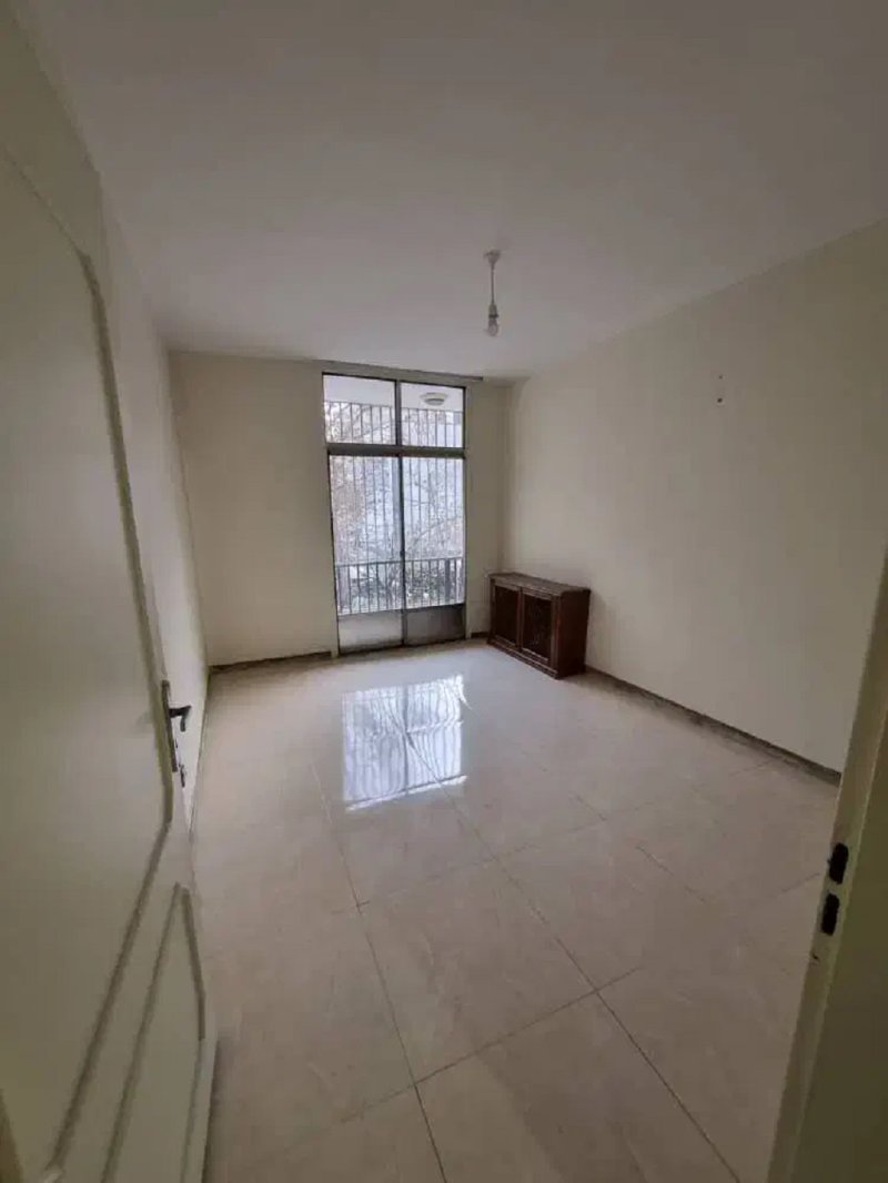 آپارتمان 140 متری سه خوابه در بلوار کشاورز تهران13884828923