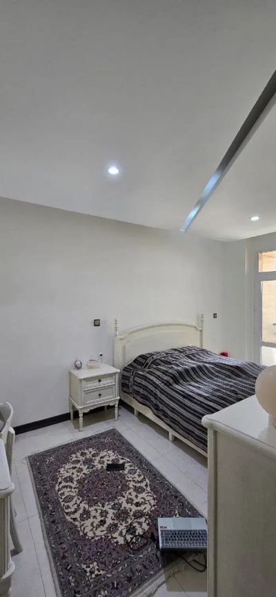 آپارتمان 100 متری دو خوابه در پونک تهران