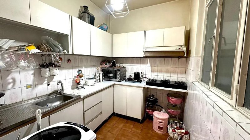 آپارتمان 50 متری یک خوابه در میدان ولیعصر تهران13884328895