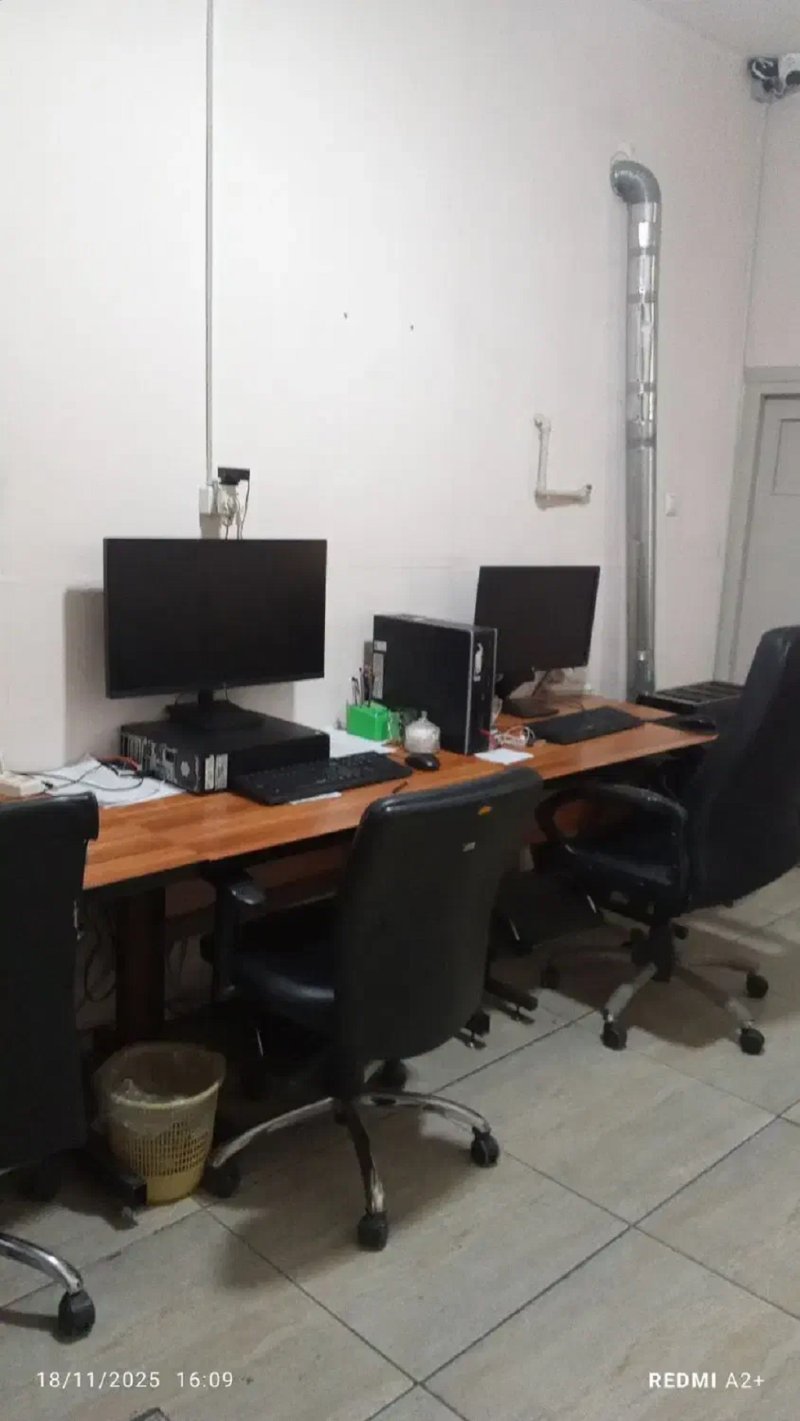 اداری 500 متری چهارخوابه در توحید تهران13884028884