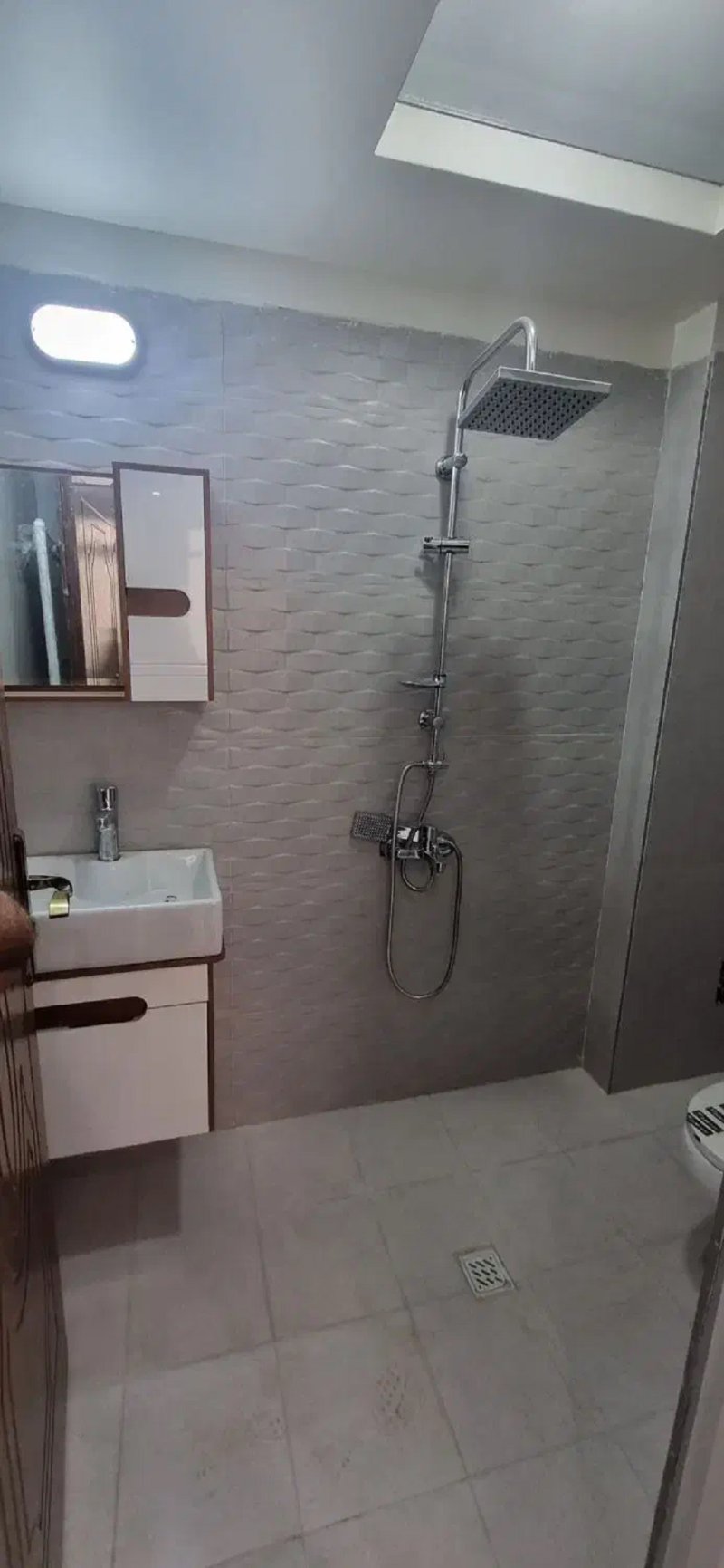 آپارتمان 128 متری سه خوابه در نیروی هوایی تهران13882628829