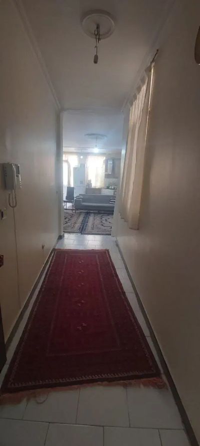 آپارتمان 79 متری دو خوابه در پیروزی تهران