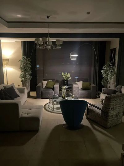 آپارتمان 107 متری دو خوابه در میدان فلسطین تهران