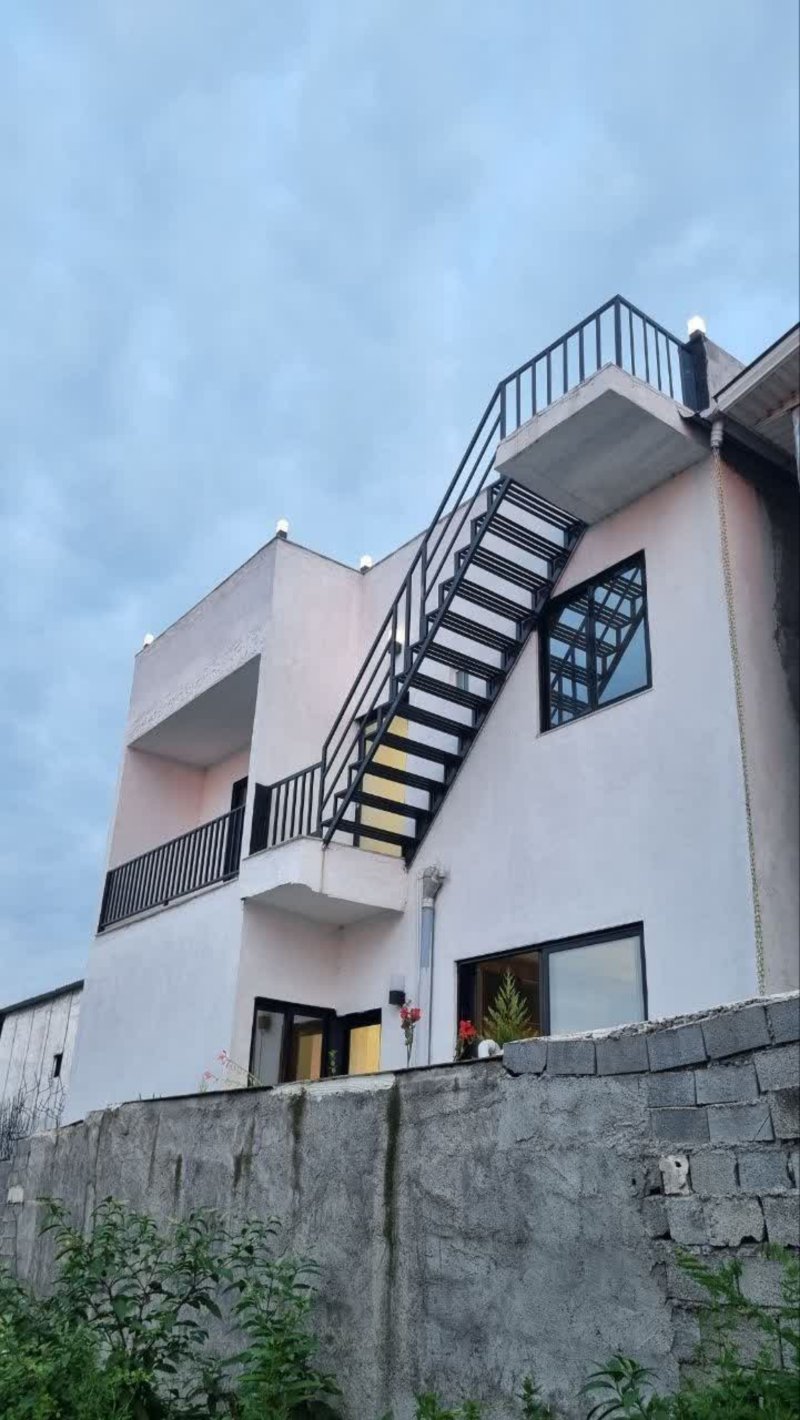 ویلا 238 متری سه خوابه در علی آباد چمستان13895629030