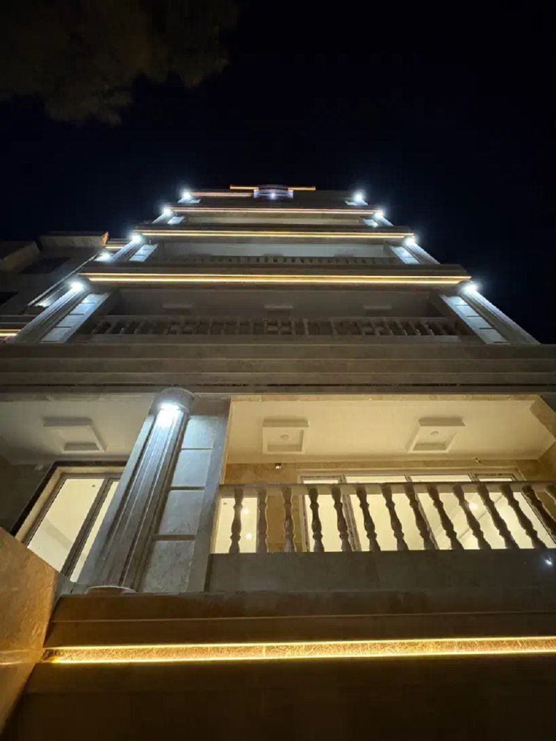 آپارتمان 150 متری سه خوابه در شهرک باغ فیض اسلام شهر13902929137