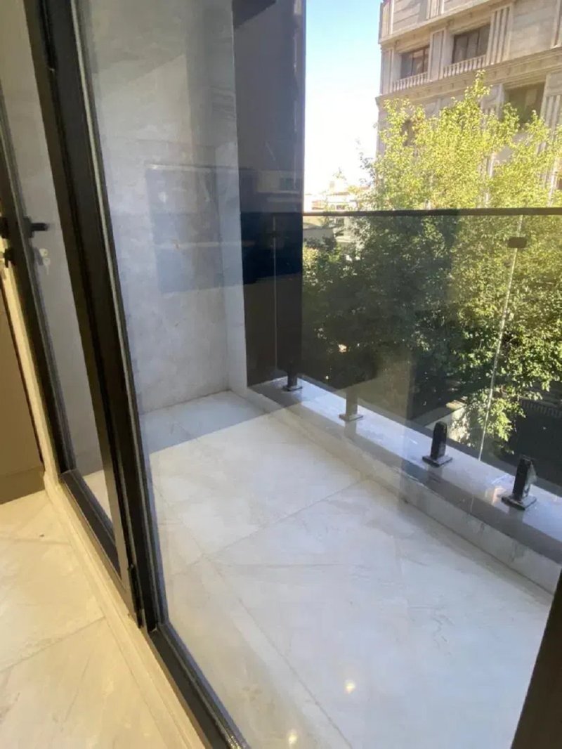 آپارتمان 130 متری دو خوابه در قیطریه تهران13906129187