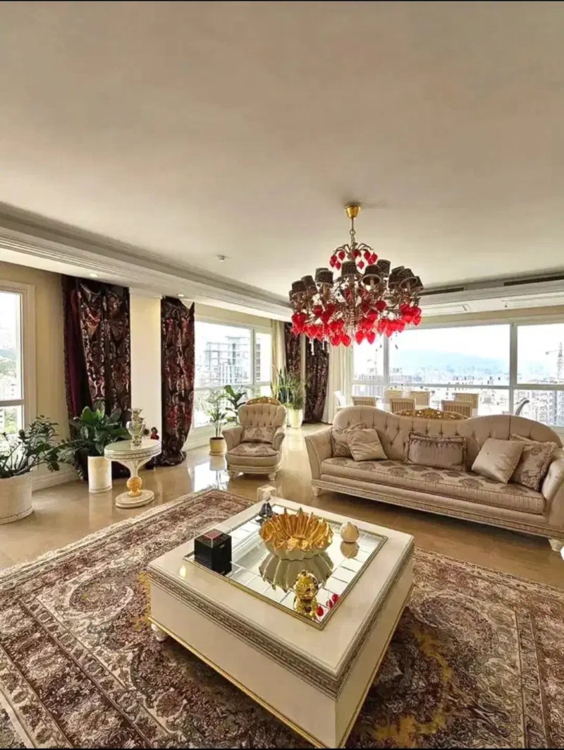 آپارتمان 155 متری سه خوابه در نیاوران تهران13906729191