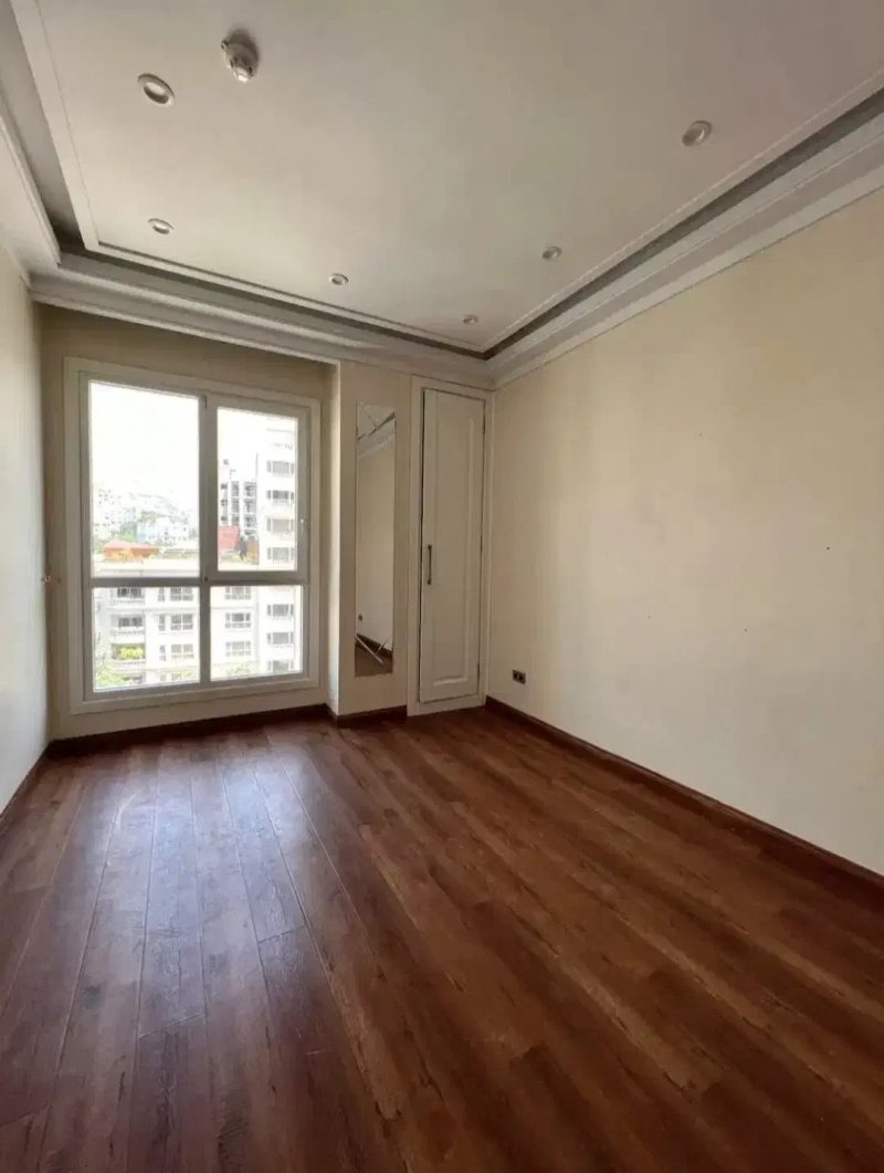 آپارتمان 155 متری سه خوابه در نیاوران تهران13906729193