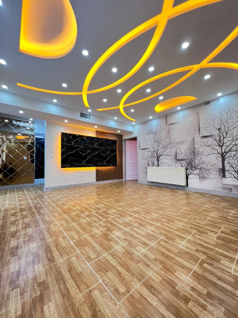 آپارتمان 90 متری دو خوابه در فاز 6 پرند13899629092