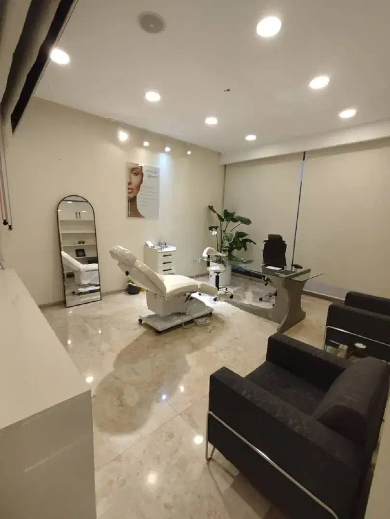 اداری 200 متری سه خوابه در زعفرانیه تهران13919429388