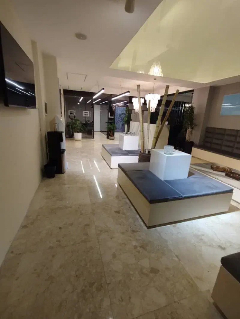 اداری 200 متری سه خوابه در زعفرانیه تهران13919429387