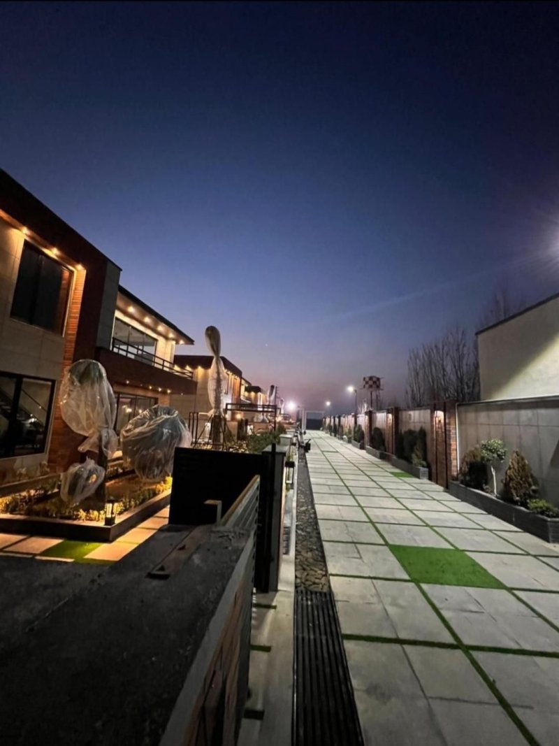 ویلا 580 متری دو خوابه در شهرک زعفرانیه کرج13910229251