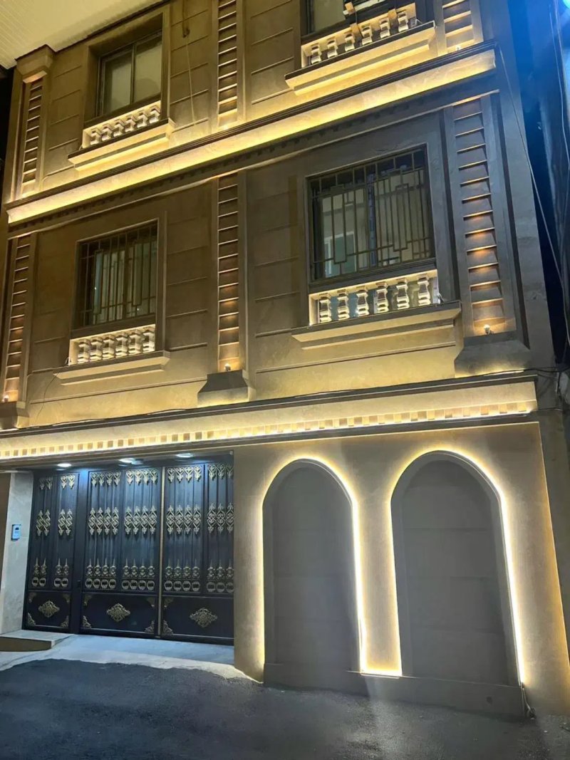 ویلا 240 متری سه خوابه در خیابان تهران قائم شهر13922129428