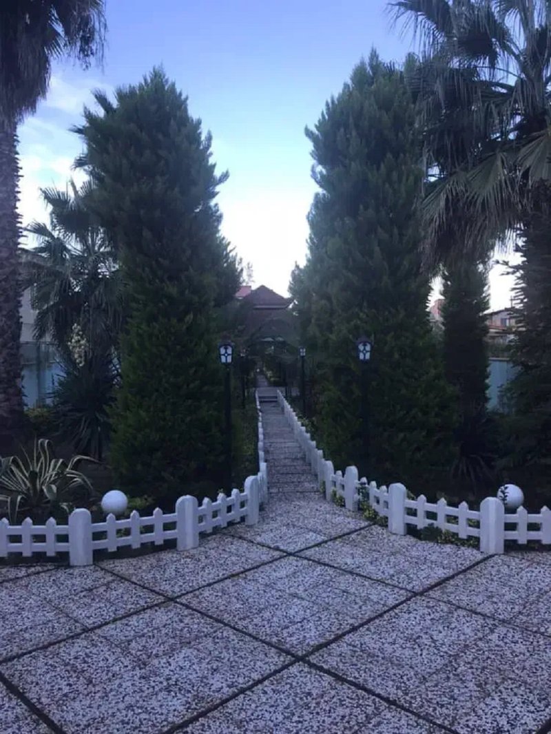 ویلا 1500 متری سه خوابه در نوشهر13911929296