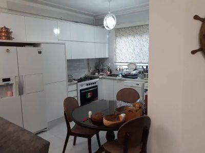 آپارتمان 95 متری دو خوابه در خیابان جویبار قائم شهر