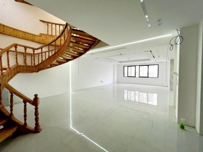 ویلا 592 متری چهارخوابه در قائمشهر قائم شهر