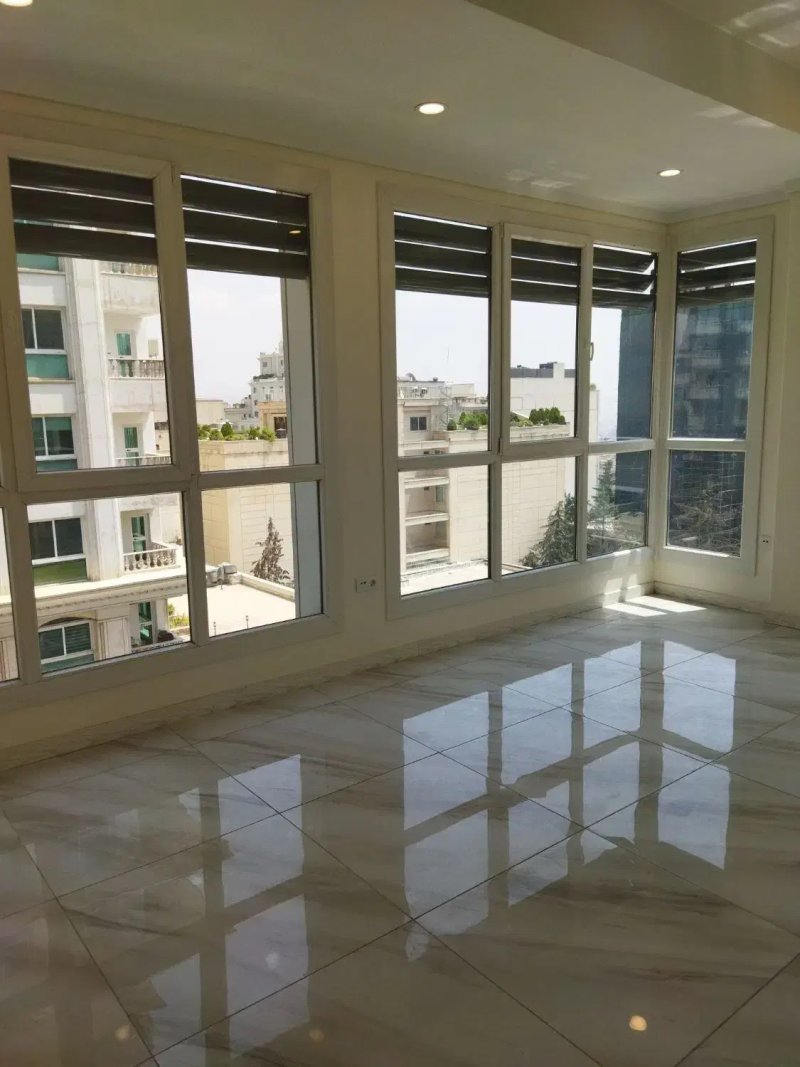 اداری 98 متری دو خوابه در ولنجک تهران13919329386