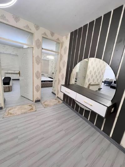 ویلا 1000 متری سه خوابه در شهرک زعفرانیه کرج