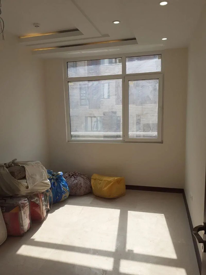 آپارتمان 130 متری سه خوابه در باغ فیض تهران13913229346