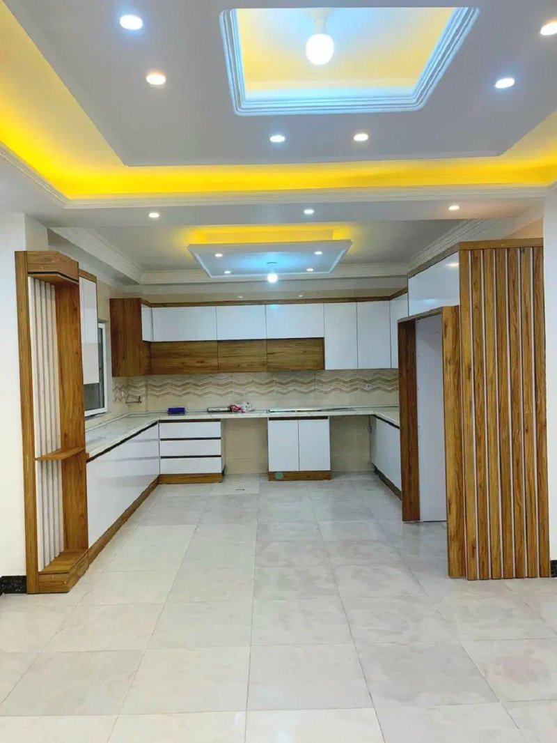 ویلا 230 متری سه خوابه در قائمشهر قائم شهر13921929425