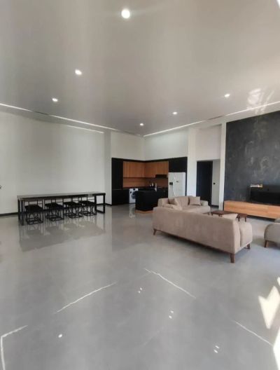 ویلا 310 متری دو خوابه در شهرک زعفرانیه کرج