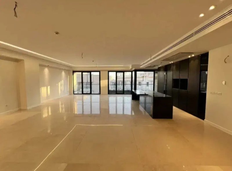 آپارتمان 200 متری سه خوابه در سردار جنگل تهران13917229371