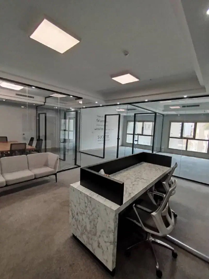 اداری 140 متری چهارخوابه در زعفرانیه تهران13919229385