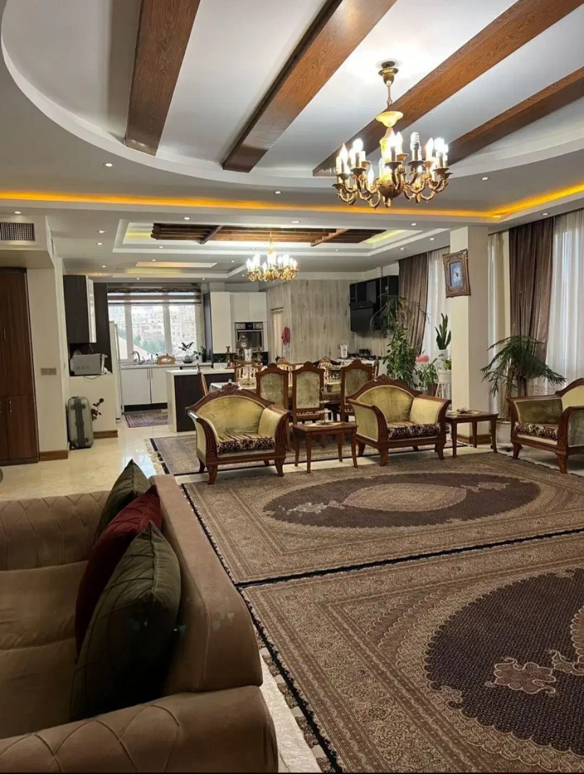 آپارتمان 135 متری سه خوابه در پونک تهران 1