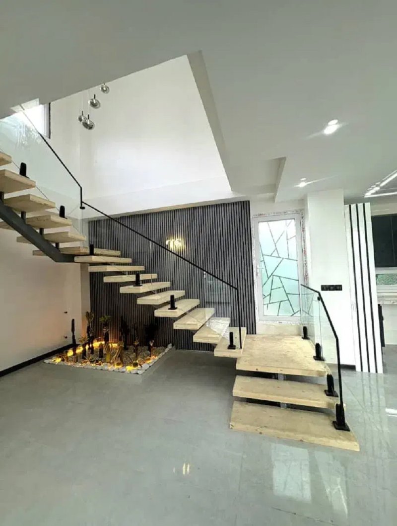 ویلا 200 متری سه خوابه در قائمشهر قائم شهر13935229602