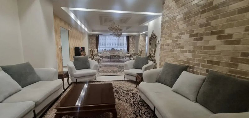 آپارتمان 190 متری سه خوابه در عظیمیه کرج13924429434