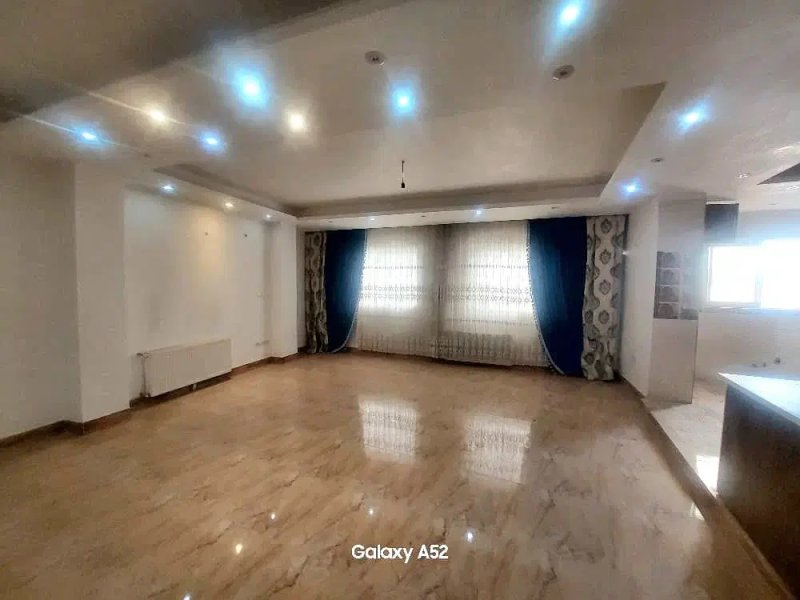 آپارتمان 120 متری دو خوابه در خیابان تهران قائم شهر13936329617