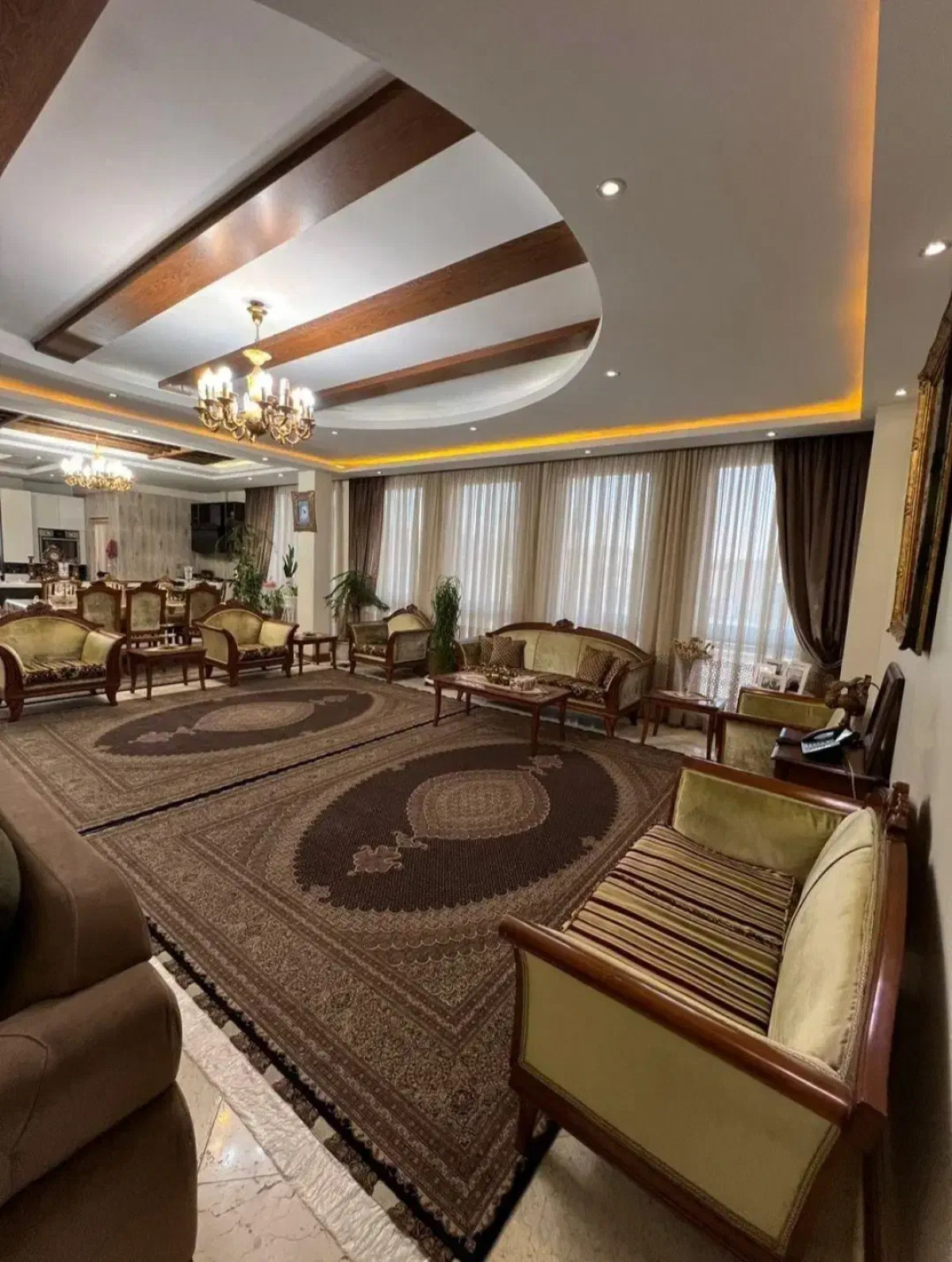 آپارتمان 135 متری سه خوابه در پونک تهران 2