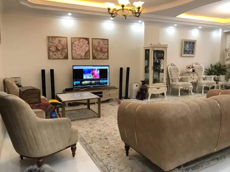 آپارتمان 130 متری سه خوابه در سردار جنگل تهران13931729566