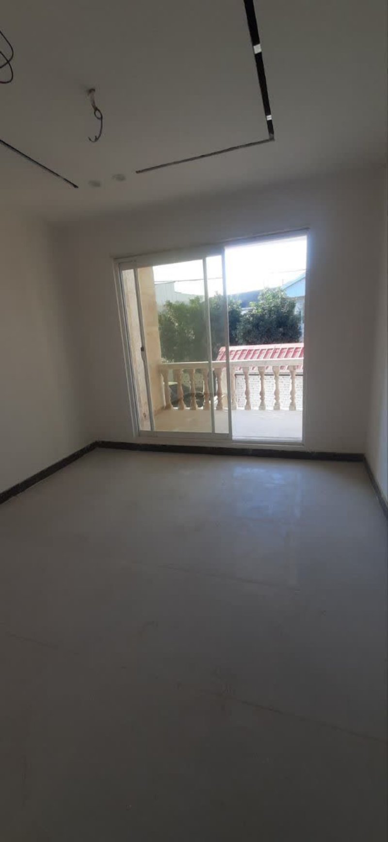 ویلا 140 متری دو خوابه در زارونده آمل13925829455