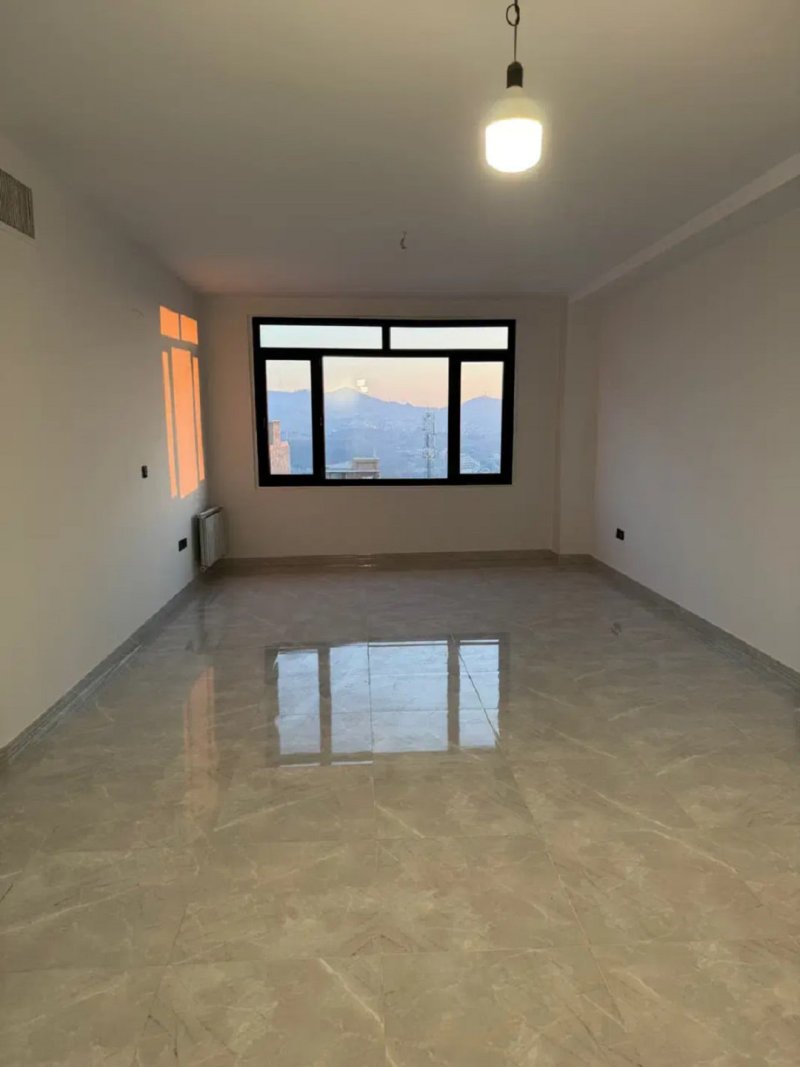 آپارتمان 97 متری دو خوابه در میدان بعثت کرج13938729657