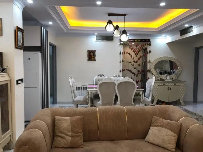 آپارتمان 130 متری سه خوابه در سردار جنگل تهران13931729567