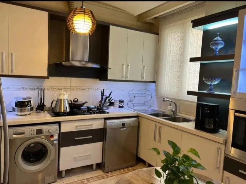 آپارتمان 85 متری دو خوابه در باغ فیض تهران13927429528