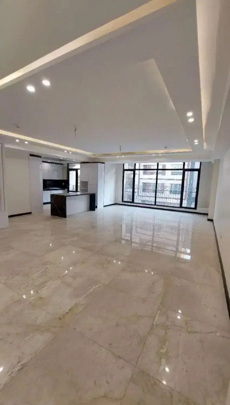 آپارتمان 152 متری سه خوابه در پونک تهران13926329479