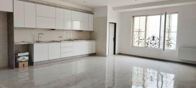 آپارتمان 130 متری دو خوابه در پل هوایی قائم شهر