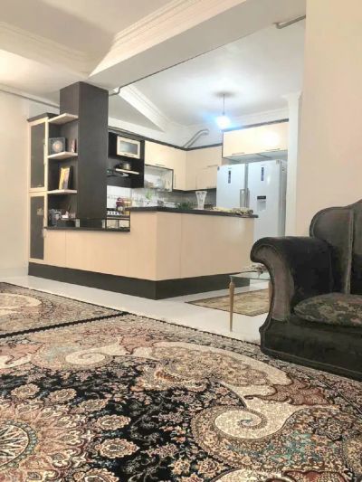 آپارتمان 100 متری دو خوابه در خیابان تهران قائم شهر