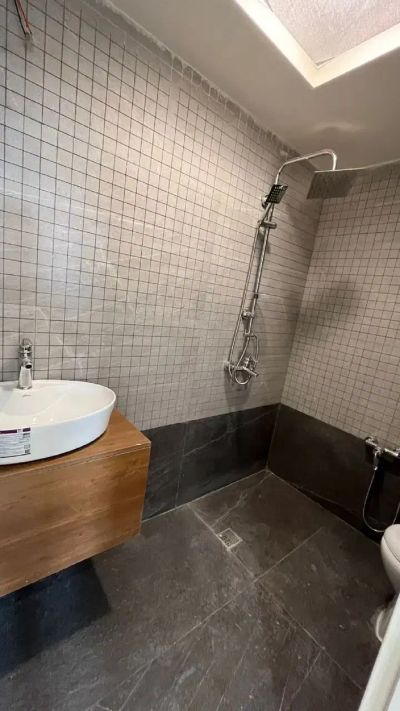 آپارتمان 152 متری سه خوابه در پونک تهران