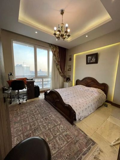 آپارتمان 135 متری سه خوابه در پونک تهران