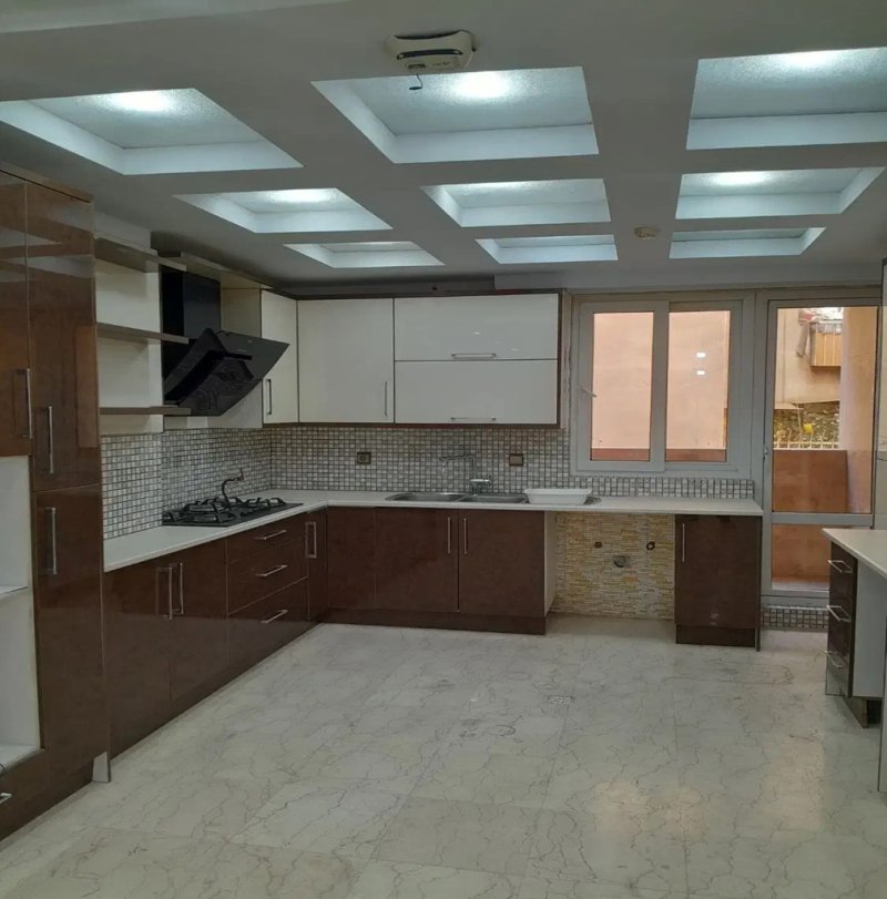 آپارتمان 166 متری دو خوابه در پونک تهران13956529873