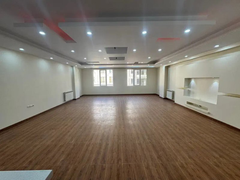 آپارتمان 175 متری سه خوابه در آتشگاه کرج13956629874