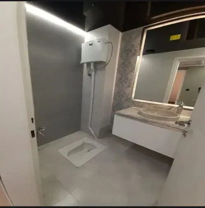 آپارتمان 133 متری سه خوابه در شهران جنوبی تهران13943529726