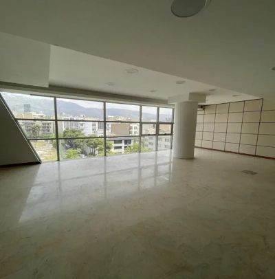 اداری 750 متری چهارخوابه در شهرک غرب تهران