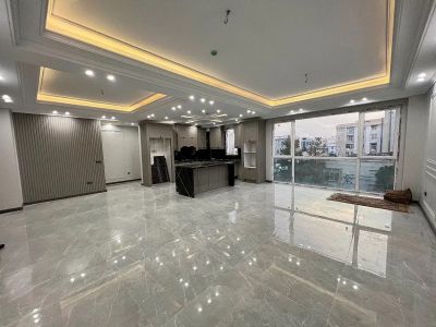 آپارتمان 135 متری سه خوابه در کوی ارم تهران
