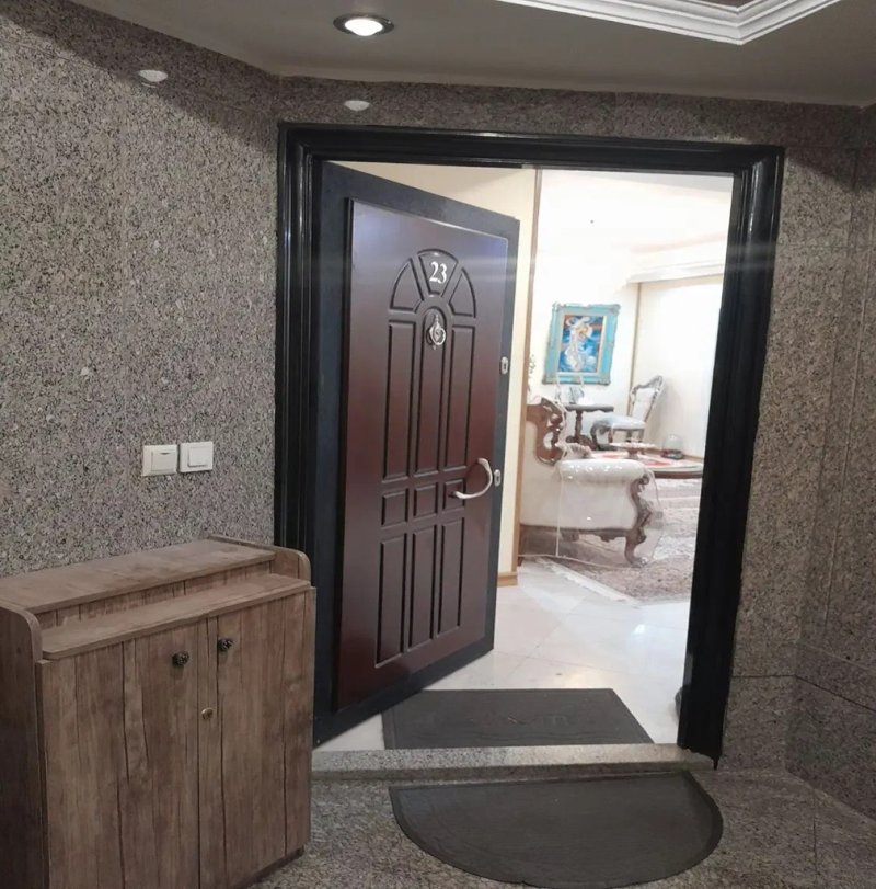 آپارتمان 155 متری سه خوابه در پونک تهران13952129798