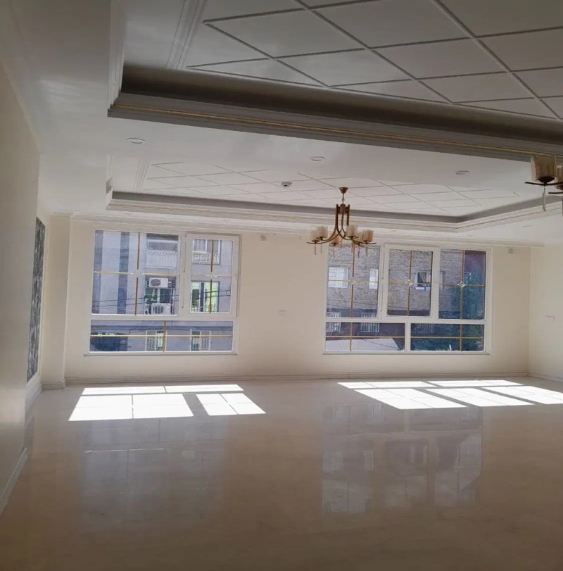 آپارتمان 115 متری دو خوابه در سردار جنگل تهران13952229807