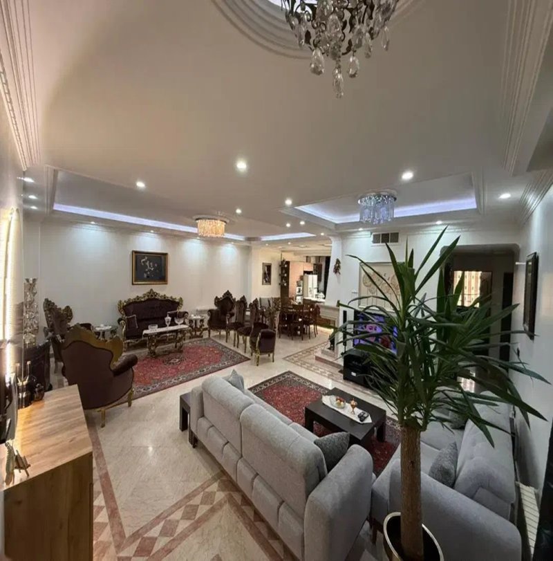 آپارتمان 145 متری سه خوابه در پونک تهران13953329817